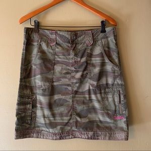 Camo mini skirt